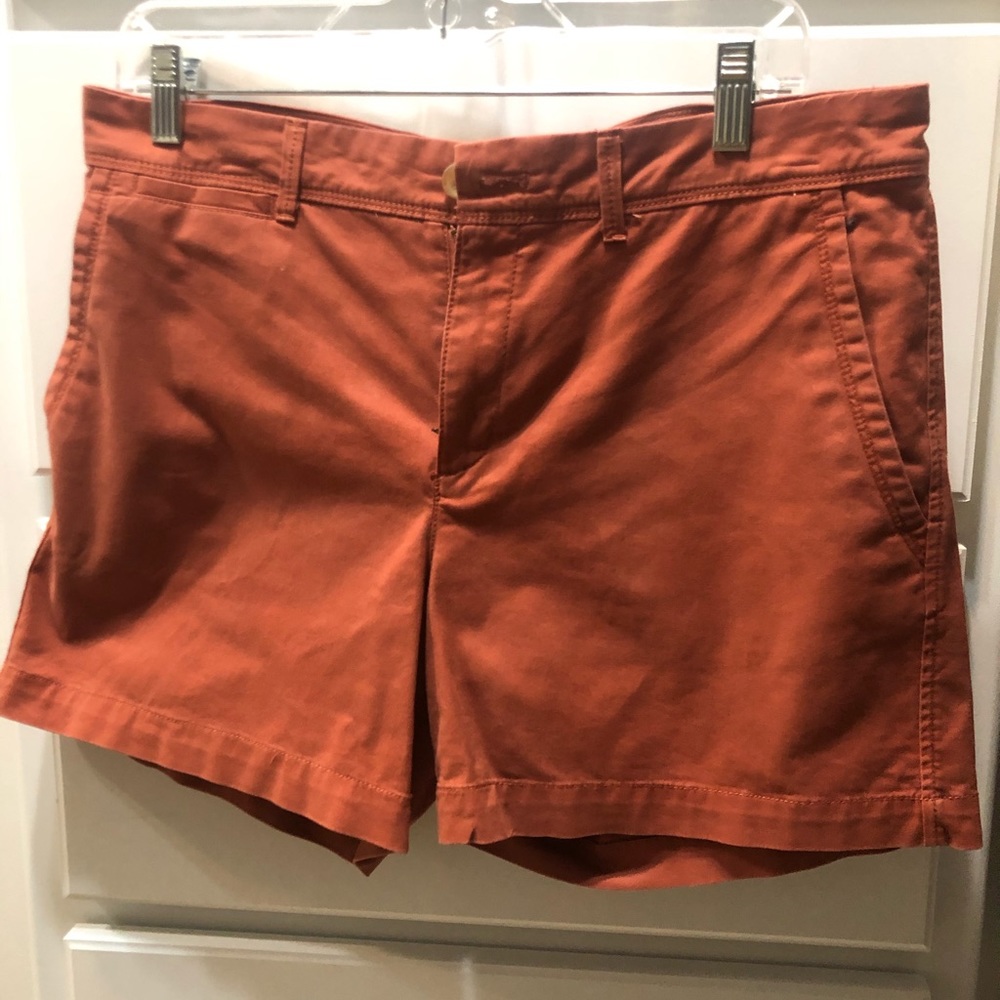 Cute copper Banana Republic shorts